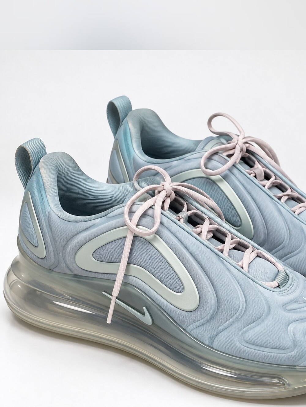 Nike Air Max 720 SE Ocean Cube Women’s 10, style AT6176-304.